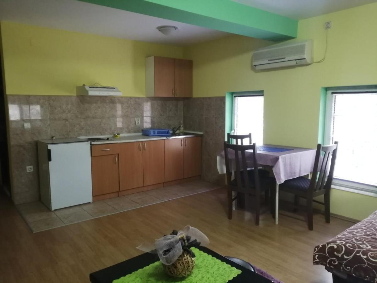 Apartments Hadzi Соко Баня Екстериор снимка